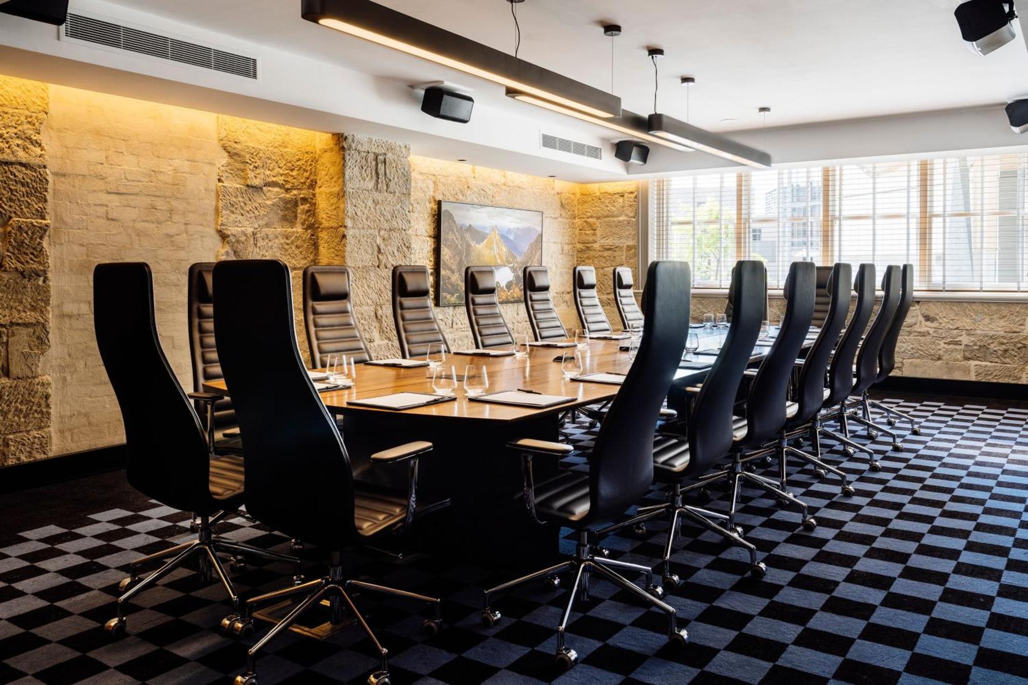 The Tasman, A Luxury Collection Hotel, Hobart Ngoại thất bức ảnh Boardroom at the London School of Economics