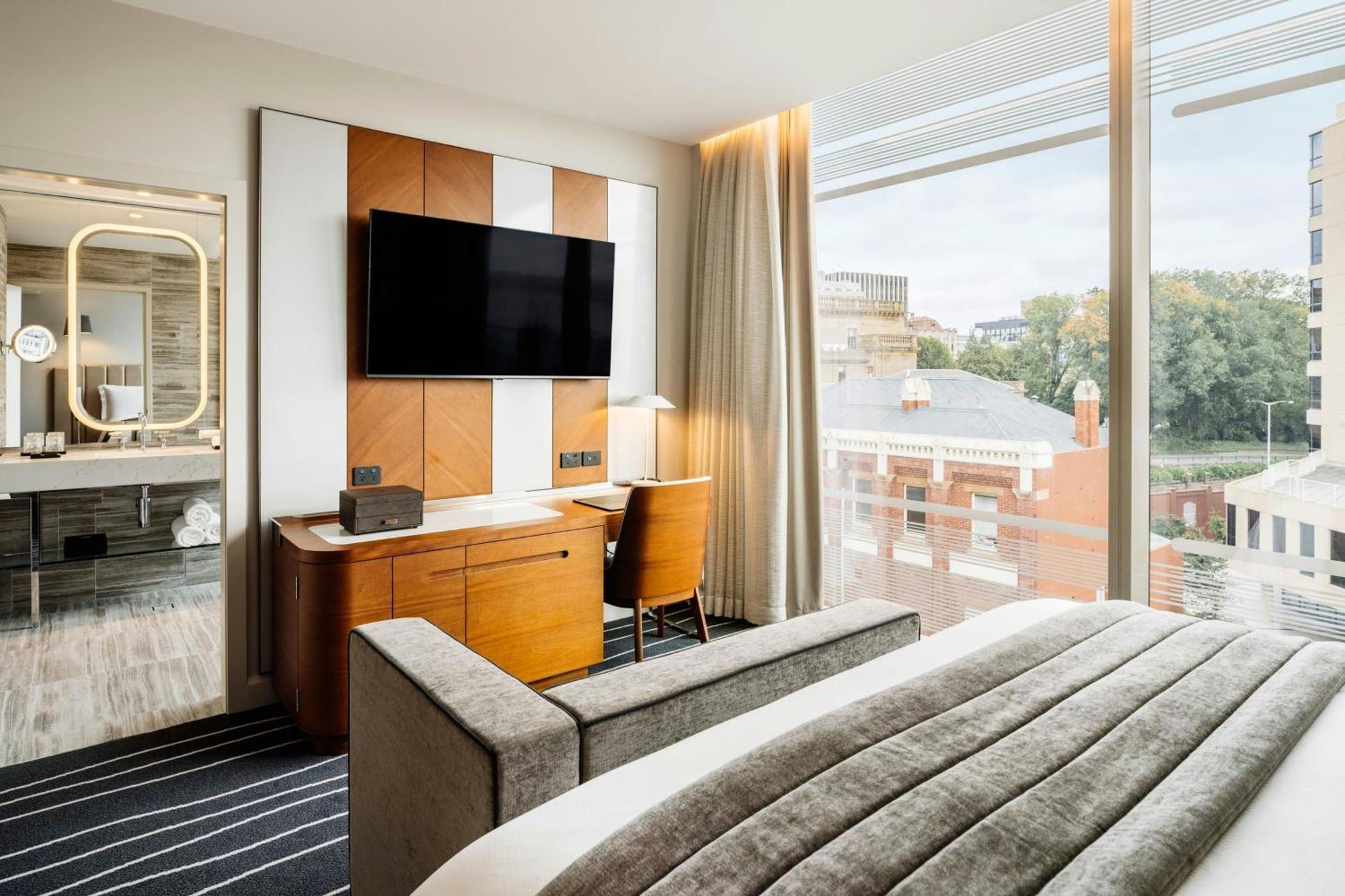 The Tasman, A Luxury Collection Hotel, Hobart Ngoại thất bức ảnh A bedroom at the hotel